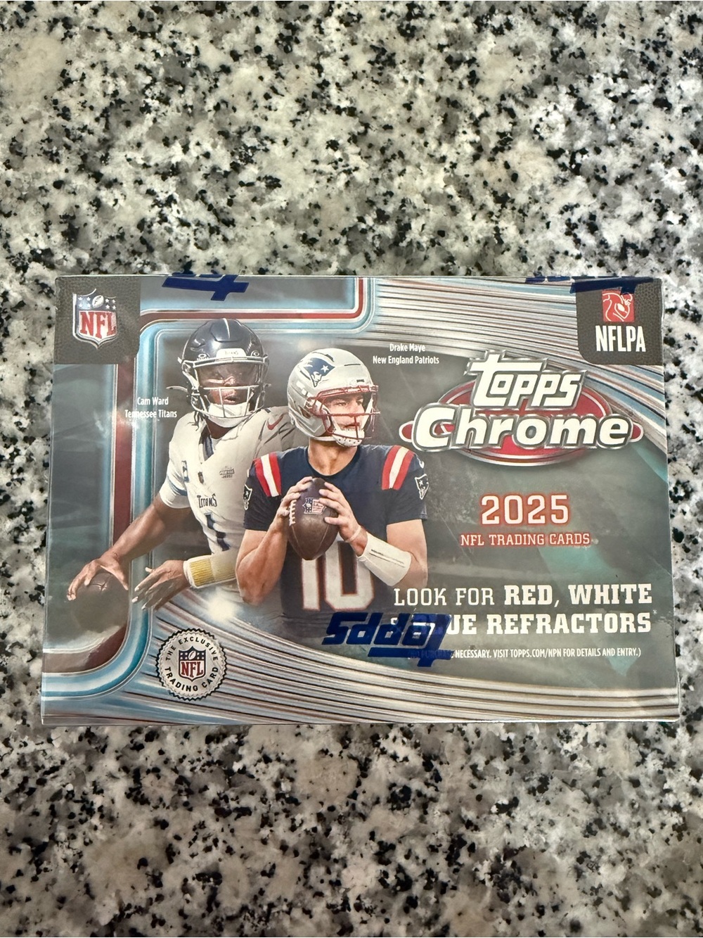 NWT Sealed Topps Chrome 2025 Football Blaster Box